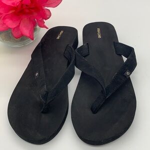 Kam Lung Black Flip Flop Sz 8 - NWT. FFT0491F